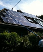Sunny Clean reinigt und versiegelt Photovoltaikanlagen