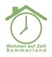 Grünes Logo mit Hausdach und Uhr, darunter Text: "Wohnen auf Zeit Sommerland".
