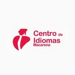 Logo del Centro de Idiomas Macarena con un gorro de graduación rojo.
