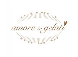 Logo mit Text "amore & gelati" in eleganter Schrift, umgeben von gepunkteter Linie und Herz.