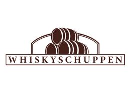 Logo mit drei Fässern über dem Schriftzug „WHISKYSCHUPPEN“ in brauner Farbe.