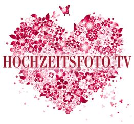 Herz aus roten Blüten mit dem Text "HOCHZEITSFOTO TV" in der Mitte.