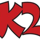 Logo rosso con la scritta "K2" in stile cartone animato, contorni neri.