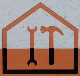 Symbol: Hausumriss mit Schraubenschlüssel und Hammer in Orange, Werkzeugreparatur kennzeichnend.