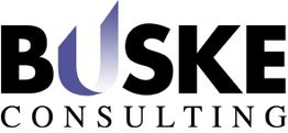 Logo mit Text "BUSKE CONSULTING" in Schwarz, das "U" in Blau mit einem spitzen Dreieck.