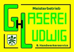 Gelbes Schild mit grünem Text: "Glaserei Ludwig & Handwerkerservice", Wappen unten links.