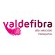 Logo de Valdefibra en magenta, dice: "alta velocidad Valdepeñas".