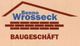 Logo mit Aufschrift "Benno Wrosseck Baugeschäft", Hausdach und Ziegelstein-Muster im Hintergrund.