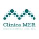 Logotipo de Clínica MER, Medicina Estética, Dra. Real, con diseño de círculos verdes.