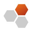 Drei Sechsecke, zwei graue und ein orangenes, bilden eine diagonale Anordnung.