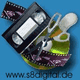 Videokassette, CD, Schere und Filmstreifen auf blauem Hintergrund, www.s8digital.de.