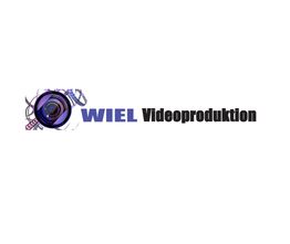 WIEL Videoproduktion Logo mit Kameralinse und Filmrolle auf weißem Hintergrund.