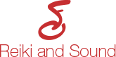 Rotes Logo mit abstraktem Symbol, darunter der Text "Reiki and Sound".