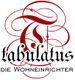 Rotes, verziertes "T" mit dem Text "tabulatus, die Wohneinrichter" in schwarzer Schrift.