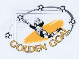 Torwart in Aktion mit Fußball, Text "Golden Goal", Bälle um das Tor verteilt.