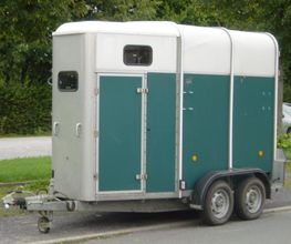 UN-LX 16 Ifor Williams Hunter HB 505 R