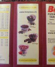 Speisekarte einer Pizzeria mit Desserts, Getränken und Kontaktinformationen.