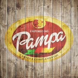 Logotipo do Empório do Pampa em fundo de madeira.