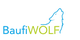Logo mit Text "BaufiWOLF" und Umriss eines heulenden Wolfs in Blau und Grün.