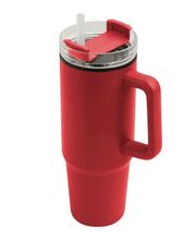 Roter Thermobecher mit Henkel und Trinkhalm.