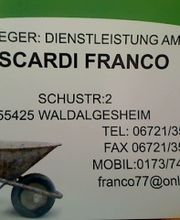 Geschäftsvisitenkarte für Fliesenleger mit Kontaktdaten und Schubkarrenbild.