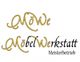 Logo mit Schriftzug: "MöWe Möbelwerkstatt Meisterbetrieb" in goldener, geschwungener Schrift.