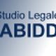 Logo con testo "Studio Legale CABIDDU" su sfondo sfumato blu e bianco.