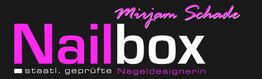Schwarzes Logo mit pink-weißer Aufschrift: "Nailbox, Mirjam Schade, staatl. geprüfte Nageldesignerin".