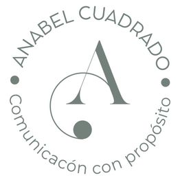 Logotipo con texto "Anabel Cuadrado, Comunicación con propósito" y una "A" estilizada en gris.