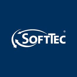 Logo mit weißem "SoftTec"-Schriftzug und Pfeilen, blauer Hintergrund.
