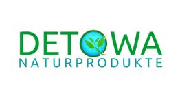 Logo mit grünem Text "DETOWA Naturprodukte", Blatt-Design im Buchstaben "O".