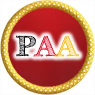 Rotes Logo mit den Buchstaben PAA in Schwarz, Weiß, Gelb, umrahmt von einem gelben Rand.