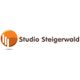 Logo von Studio Steigerwald: Orange Kreis mit drei weißen Linien, daneben der Name in brauner Schrift.