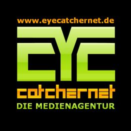 Schwarzer Hintergrund mit grünem und orangefarbenem Text: "EYECATCHERNET DIE MEDIENAGENTUR."