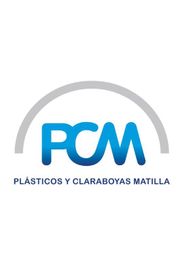 Logo de PCM con letras azules y un arco gris, texto: "PLÁSTICOS Y CLARABOYAS MATILLA".