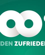 Zwei ineinandergreifende Kreise auf grünem Hintergrund mit Text "KUNDEN ZUFRIEDEN".