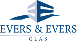 Logo van Evers & Evers Glas, met abstract gebouw ontwerp in blauw en witte letters.