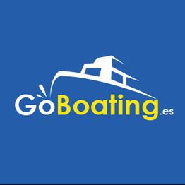 Logotipo de GoBoating.es con un barco blanco y texto amarillo sobre fondo azul.