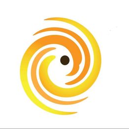 Abstraktes gelb-orangefarbenes Spiralmuster mit schwarzem Punkt in der Mitte auf weißem Hintergrund.