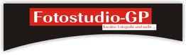 Schwarzes Logo mit rotem Text: "Fotostudio-GP". Untertitel: "Kreative Fotografie und mehr...".