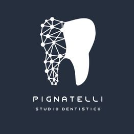 Logo di un dente stilizzato con metà a rete, testo: "Pignatelli Studio Dentistico". Sfondo scuro.